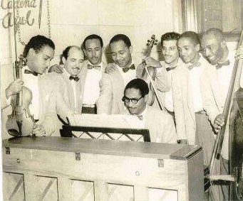 FOTOS DE CUBA ! SOLAMENTES DE ANTES DEL 1958 !!!! - Página 6 Orqenriquejorrin.%20cadena%20Azul@Jaramillo